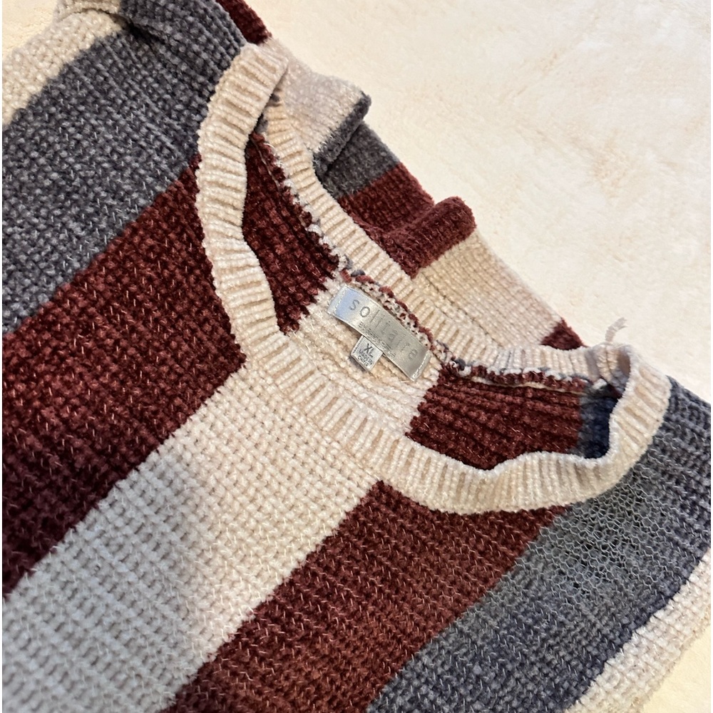 10/25$ Oversized chunky sweater